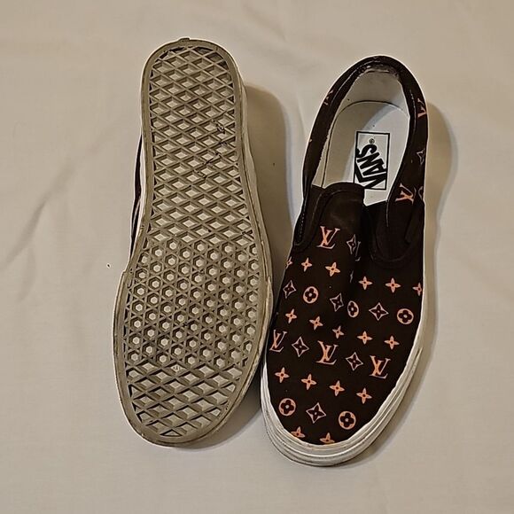 CUSTOM MADE Vans size 9.5 - Picture 2 of 5